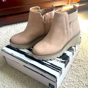 Girls blush pink booties- Dolce Vita